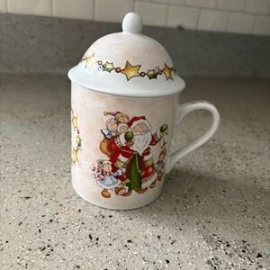 Festive Santa Claus Mug with Lid